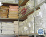 Ricco assortimento di tessuti in cotone, fiandra, lino, sintetico, misto sintetico di qualsiasi misura e colore.